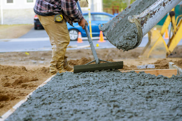 Best Commercial Concrete Services in Country Clu, CA